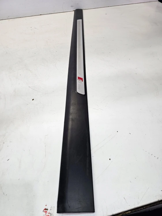 LISTWA PROGOWA LEWY PRZÓD A6 C6 S LINE 4F0853373K