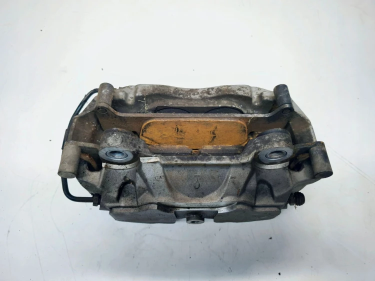 ZACISK HAMULCOWY PRAWY PRZÓD AUDI A4 B9 A5 8W 8W06DD 974