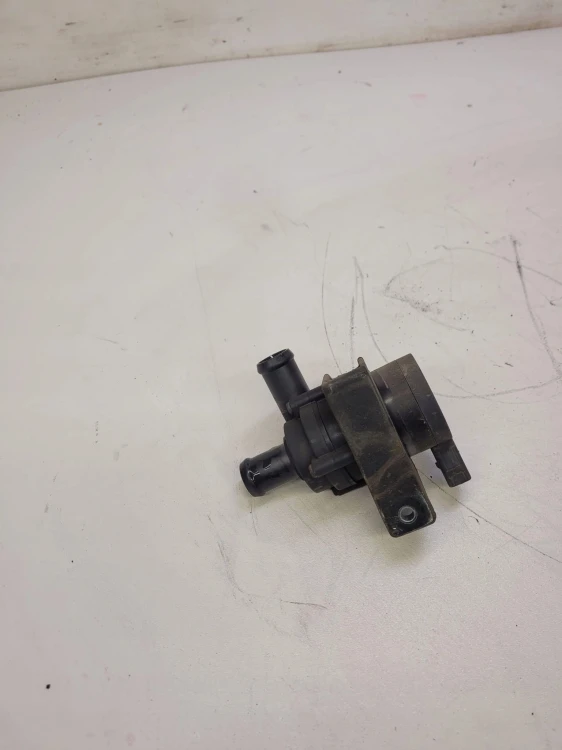DODATKOWA POMPA WODY ZAWÓR AUDI VW SEAT 1K0965561F
