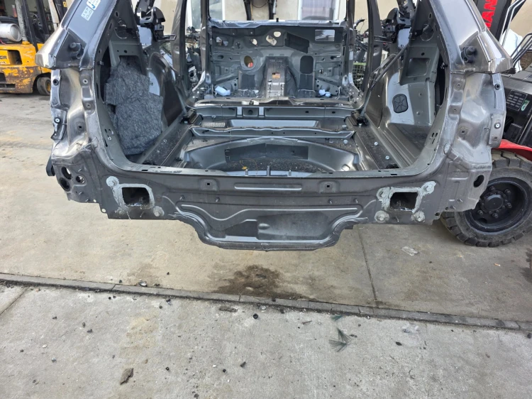 WANNA PAS TYLNI AUDI A4 B9 LIFT AVANT KOMBI ORYGINAŁ *4*
