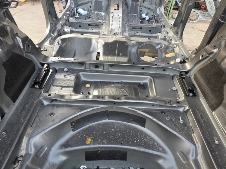 WANNA PAS TYLNI AUDI A4 B9 LIFT AVANT KOMBI ORYGINAŁ *4*