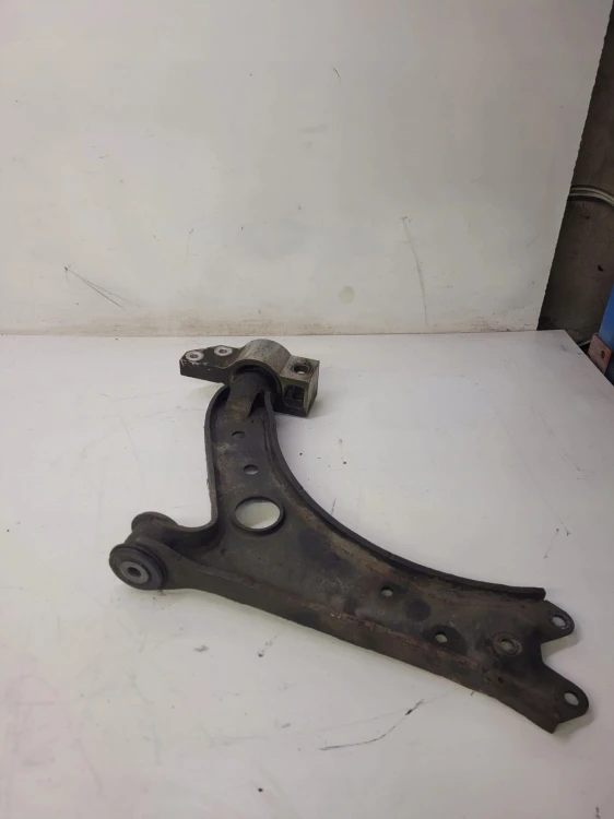 WAHACZ PRAWY PRZÓD AUDI A3 8P VW SEAT 1K0407190E