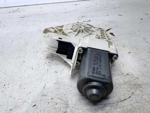 SILNIK SILNICZEK SZYBY AUDI A4 B8 A1 8X 8K0959802B