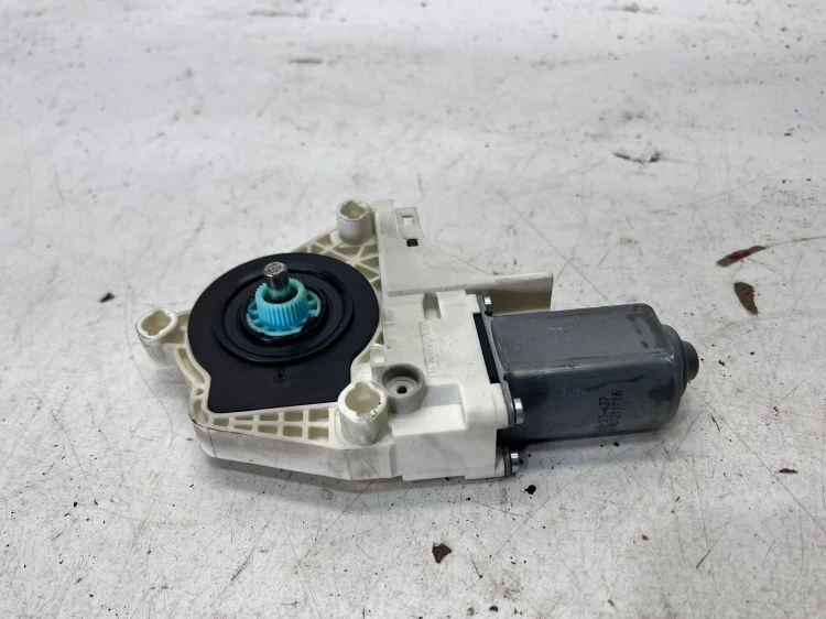SILNIK SILNICZEK SZYBY AUDI A4 B8 A1 8X 8K0959802B