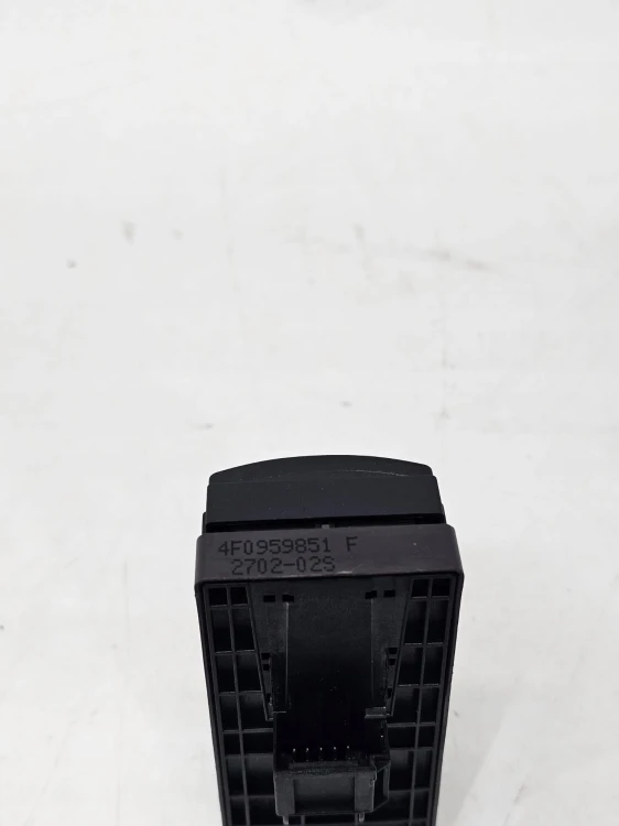 PRZEŁĄCZNIK SZYB AUDI A3 8P A6 C6 4F0959851F ORYGINAŁ ŁADNY