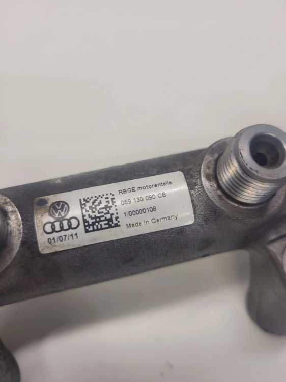 LISTWA WTRYSKOWA AUDI A6 C7 A7 3.0 TDI 059130090CB