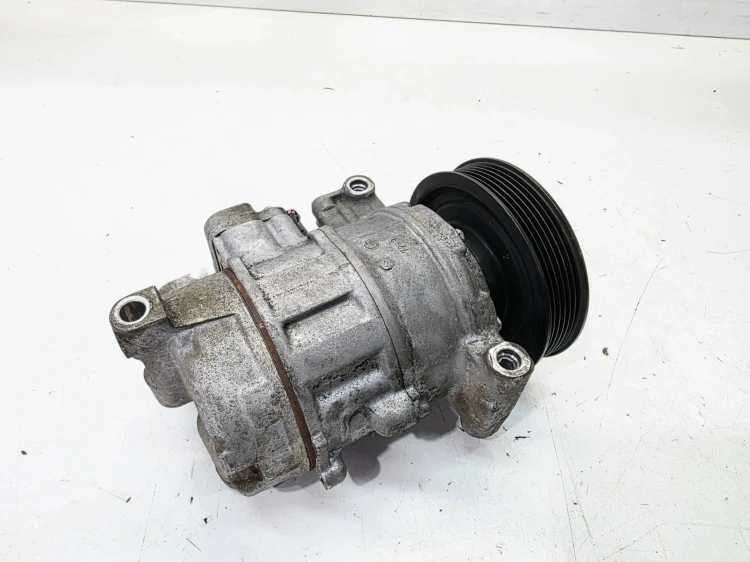 SPRĘŻARKA KOMPRESOR KLIMATYZACJI AUDI A6 C6 2.4 2.8 3.2 4F0260805AF