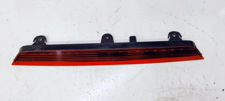 ŚWIATŁO STOP STOPU AUDI Q7 4L 4L0945097