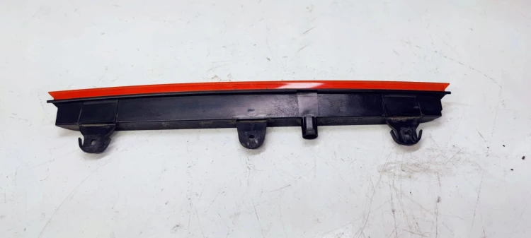 ŚWIATŁO STOP STOPU AUDI Q7 4L 4L0945097