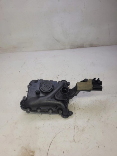 ODMA OLEJU AUDI S4 S5 A6 A7 3.0 TFSI 06E103547