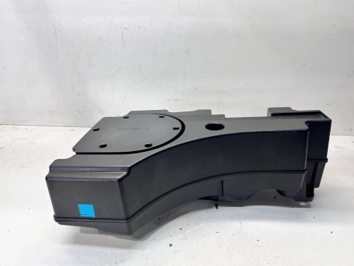 GŁOŚNIK SUBWOOFER TUBA BOSE AUDI Q7 4M 4M0035621A