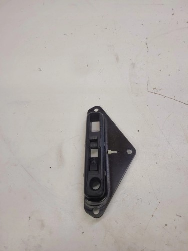 ZAMEK RYGIEL DACHU AUDI A4 B6 B7 CABRIO 8H0871397
