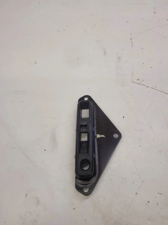 ZAMEK RYGIEL DACHU AUDI A4 B6 B7 CABRIO 8H0871397