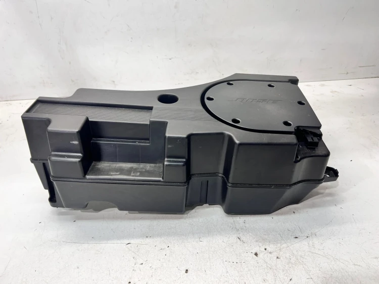 GŁOŚNIK SUBWOOFER TUBA BOSE AUDI Q7 4M 4M0035621A