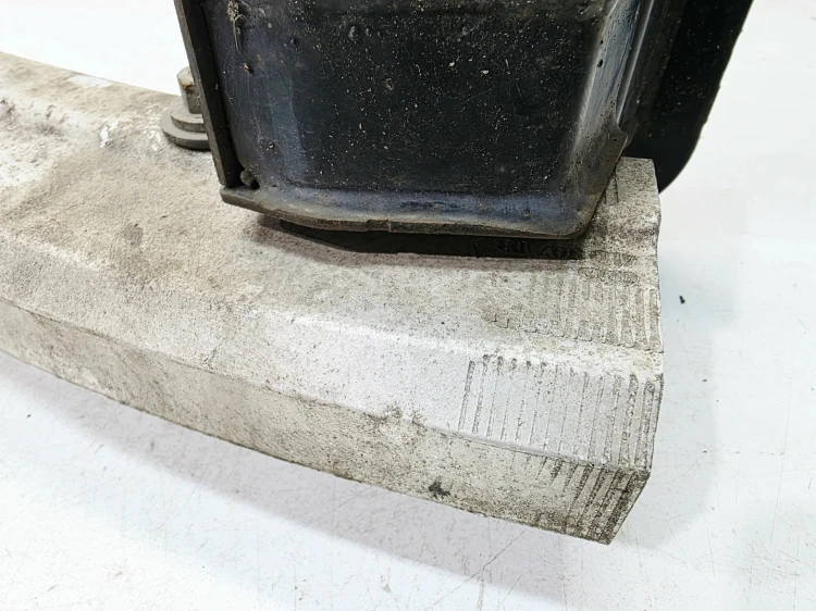 BELKA POD ZDERZAK PRZÓD POD RADAR AUDI Q7 4L 4L0807113A