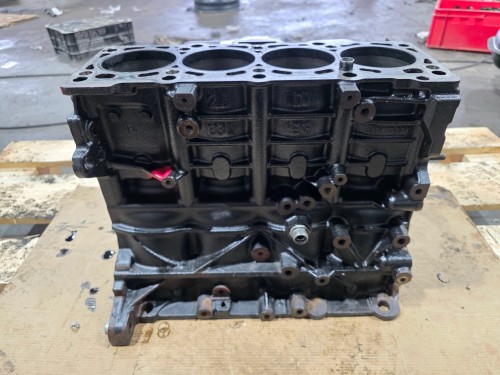BLOK SILNIKA AUDI A4 B8 A5 Q5 8R 2.0 TDI CAH 03L021BG 13/26