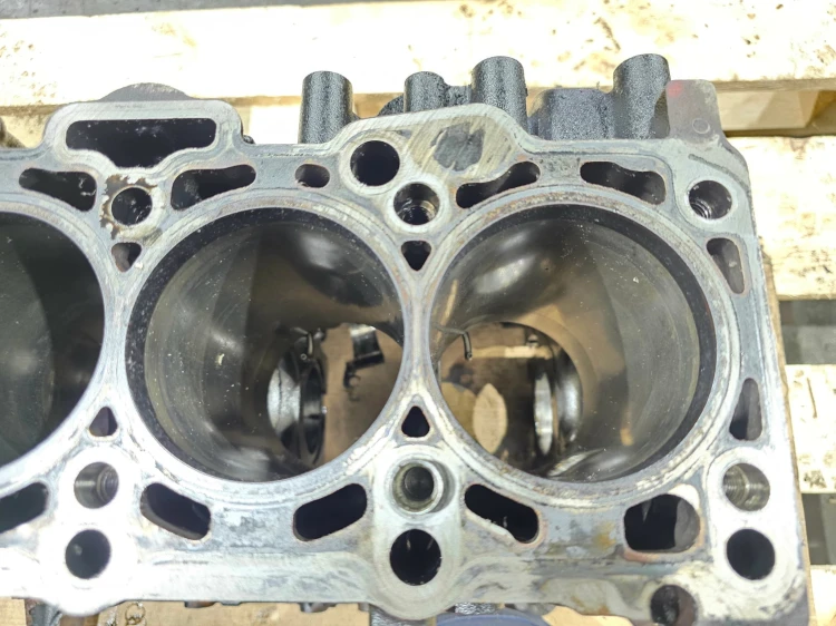 BLOK SILNIKA AUDI A4 B8 A5 Q5 8R 2.0 TDI CAH 03L021BG 13/26