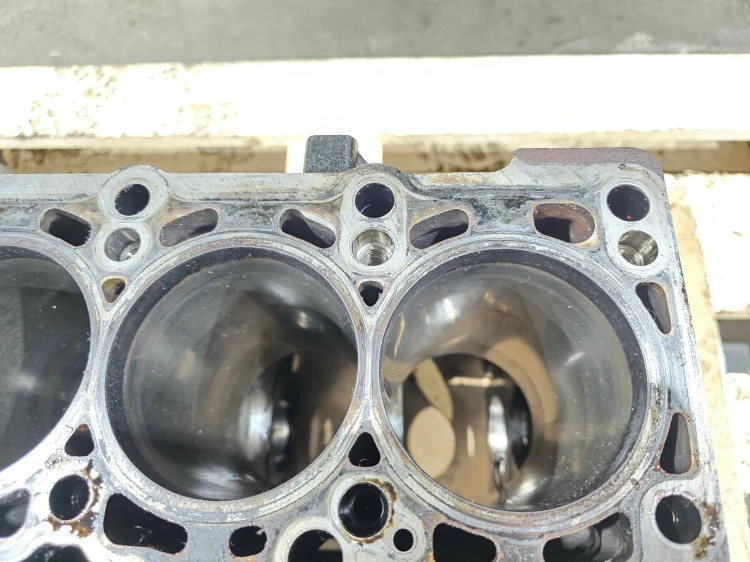 BLOK SILNIKA AUDI A4 B8 A5 Q5 8R 2.0 TDI CAH 03L021BG 13/26