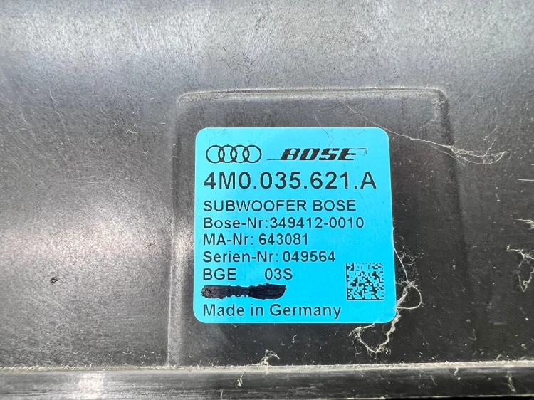 GŁOŚNIK SUBWOOFER TUBA BOSE AUDI Q7 4M 4M0035621A