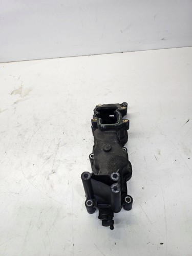 KOLEKTOR SSĄCY AUDI A4 A5 2.7 TDI 059129711CH