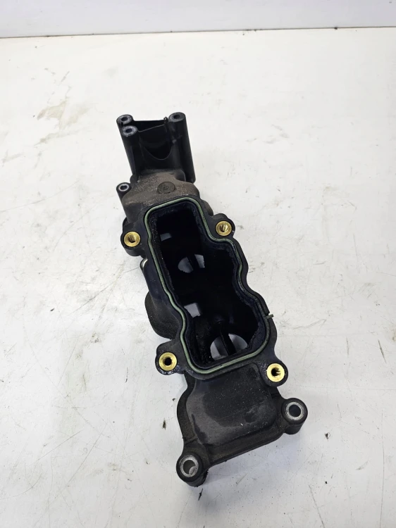 KOLEKTOR SSĄCY AUDI A4 A5 2.7 TDI 059129711CH