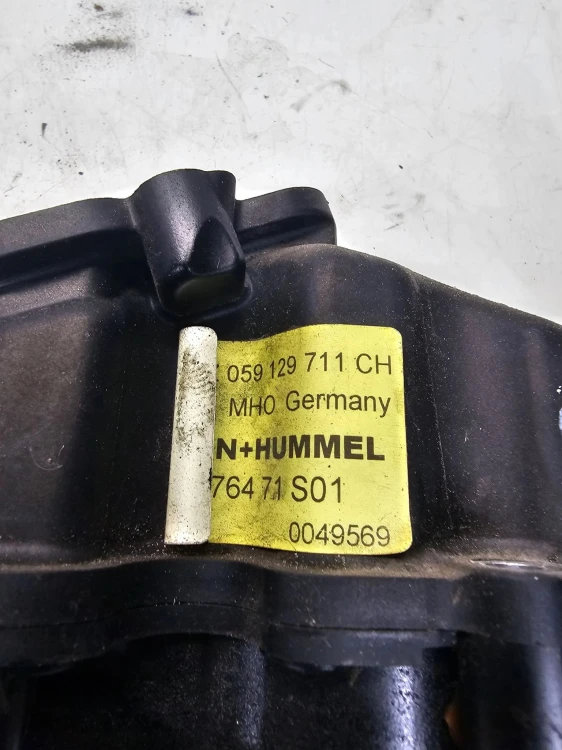 KOLEKTOR SSĄCY AUDI A4 A5 2.7 TDI 059129711CH