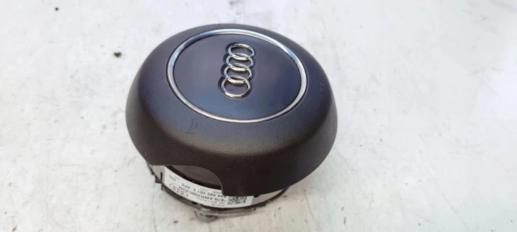 PODUSZKA POWIETRZNA KIEROWCY AUDI A1 8X A3 8V 8X0880201E 6PS