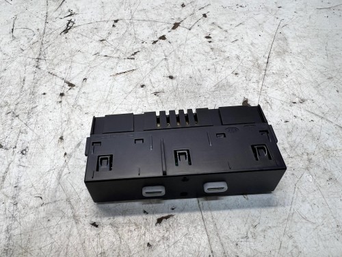 GNIAZDO PORT USB TYP C AUDI A3 8Y 8Y0035736