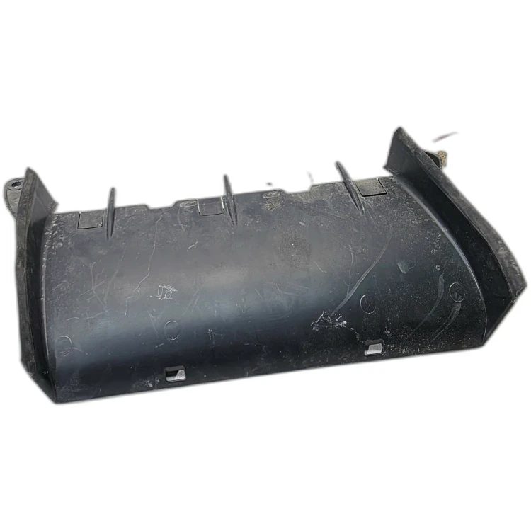 WLOT DOLOT POWIETRZA Z PASA PRZEDNIEGO AUDI A6 C8 4K0129510B