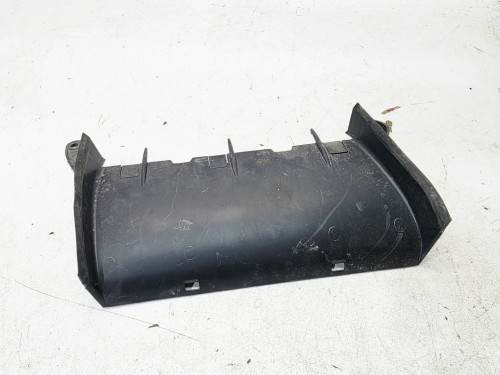 WLOT DOLOT POWIETRZA Z PASA PRZEDNIEGO AUDI A6 C8 4K0129510B