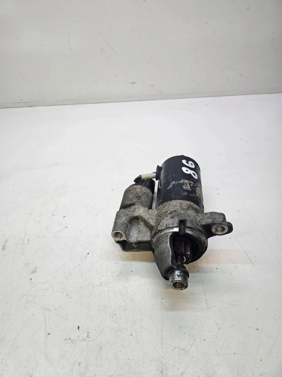 ROZRUSZNIK AUDI A4 B8 A5 Q5 2.0 TDI 03L911021 *86*
