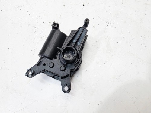 SILNICZEK NAGRZEWNICY AUDI Q7 4L 7L0907511AL