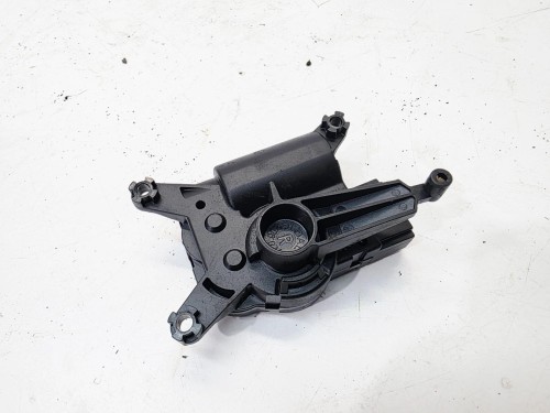 SILNICZEK NAGRZEWNICY AUDI Q7 4L 7L0907511AL
