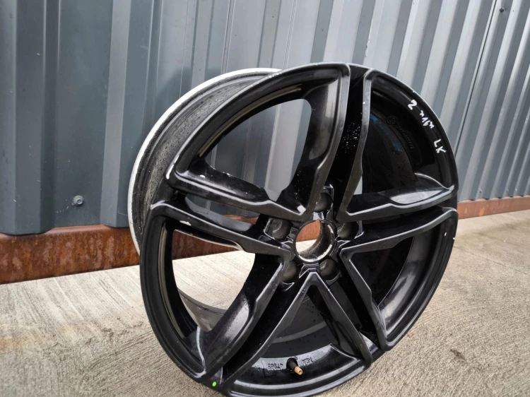 FELGA ALUMINIOWA KBA 47965 AUDI VW SEAT SKODA 7.5J R17 ET 35 Z*16* LK