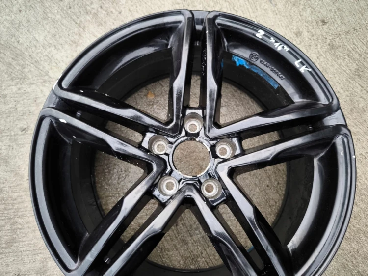 FELGA ALUMINIOWA KBA 47965 AUDI VW SEAT SKODA 7.5J R17 ET 35 Z*16* LK