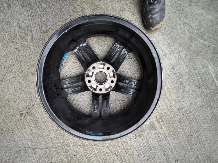 FELGA ALUMINIOWA KBA 47965 AUDI VW SEAT SKODA 7.5J R17 ET 35 Z*16* LK