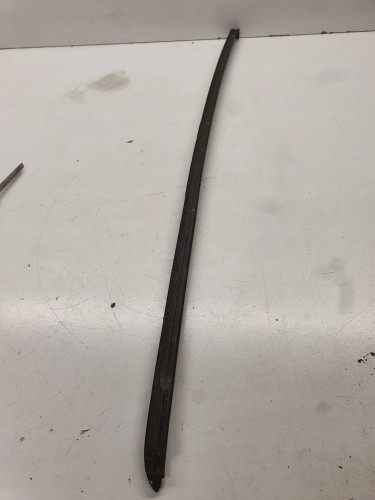 LISTWA SZYBY CZOŁOWEJ AUDI A3 8P PRAWA 8P0854328B