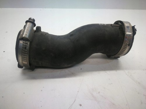 RURA WĄŻ INTERCOOLERA AUDI A6 C6 4F0145708C