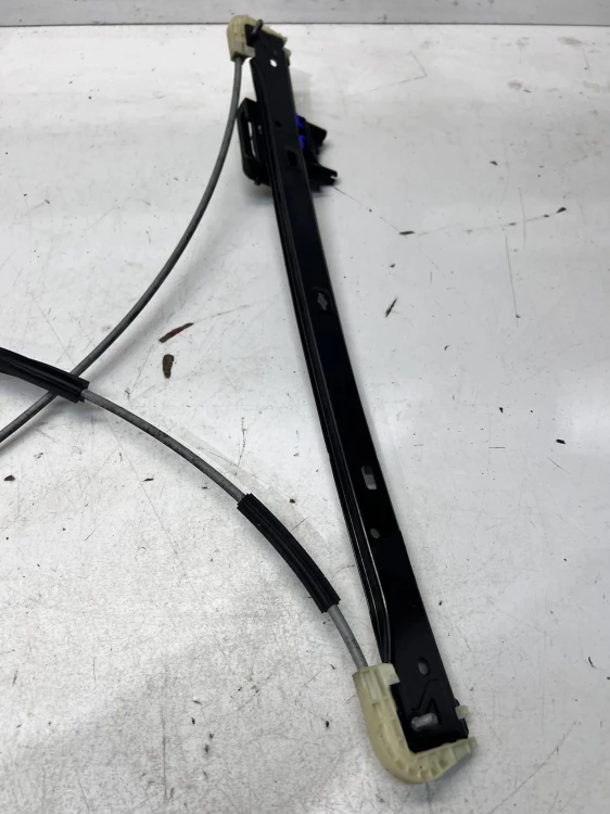 MECHANIZM PODNOSZENIA SZYBY LEWY PRZÓD AUDI 4M0837461A