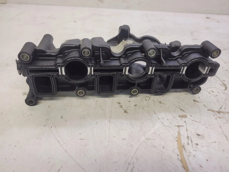 KOLEKTOR SSĄCY AUDI A6 C6 LIFT 3.0 TDI 059129712BS