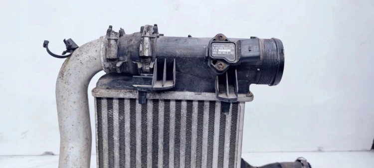 CHŁODNICA INTERCOOLER AUDI A6 2.7 3.0 4F0145805E