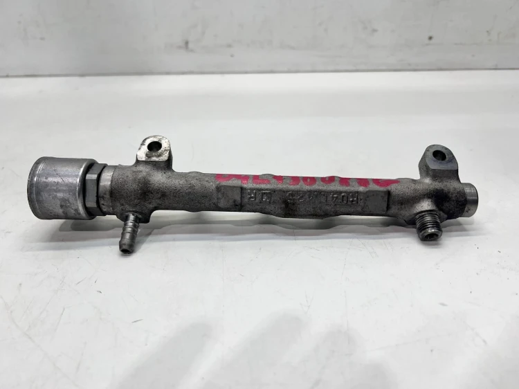 LISTWA WTRYSKOWA AUDI VOLKSWAGEN SEAT SKODA 2.0 TDI 04L130089G