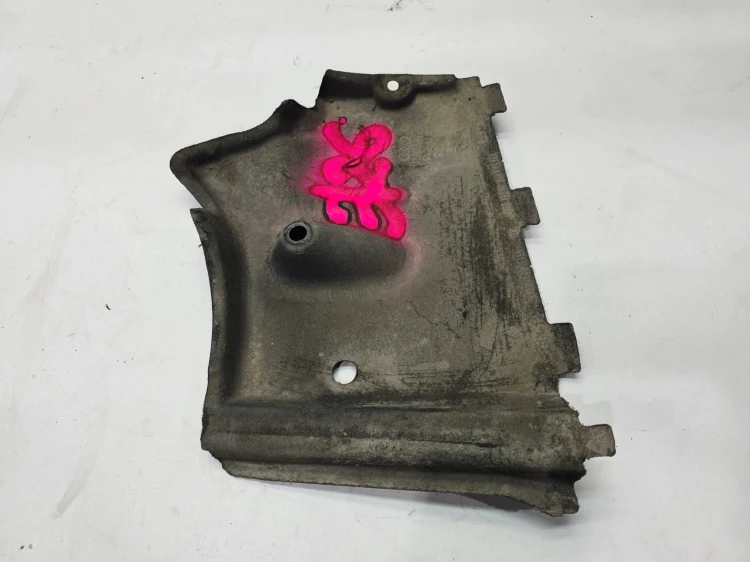 OSŁONA PŁYTA PODWOZIA LEWY PRZÓD MAŁA AUDI A6 C7 A7 4G0825201B 3/26