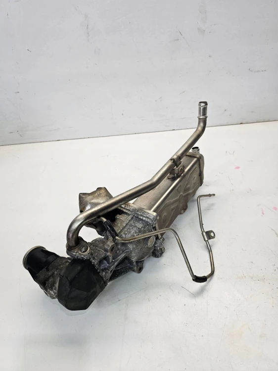 CHŁODNICA SPALIN EGR ZAWÓR AUDI VOLKSWAGEN SEAT SKODA 1.6 TDI 03L131512CE