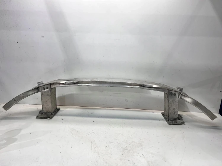 BELKA POD ZDERZAK PRZÓD AUDI Q5 FY 80A807113E USZKODZONA