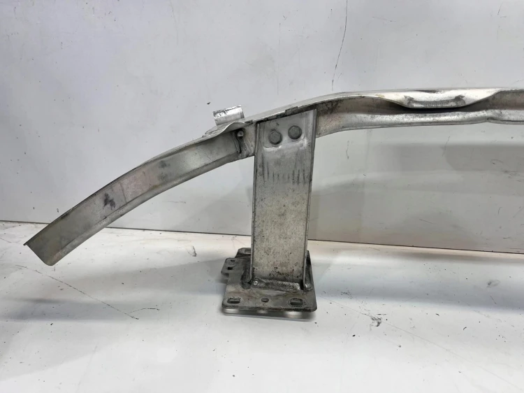 BELKA POD ZDERZAK PRZÓD AUDI Q5 FY 80A807113E USZKODZONA