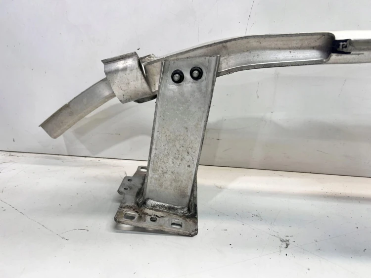 BELKA POD ZDERZAK PRZÓD AUDI Q5 FY 80A807113E USZKODZONA