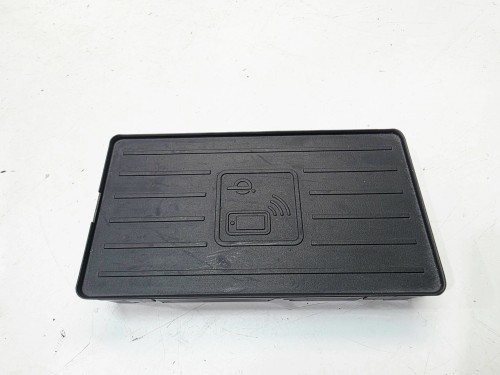 ŁADOWARKA INDUKCYJNA AUDI A3 8V Q2 81A035502