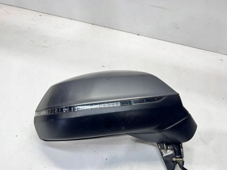 LUSTERKO PRAWE EL. SKŁ. AUDI Q5 FY 80B857410C 14 PIN EU LZ7S