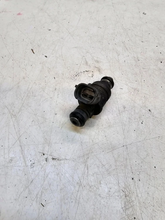 WTRYSK WTRYSKIWACZ AUDI VW SEAT 1.6 MPI 06A906031BT